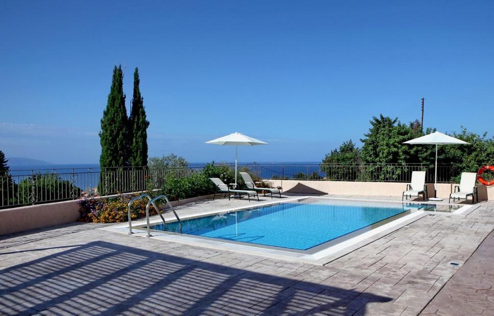 Provenzo And Meliti Villas Lurdáta Kültér fotó