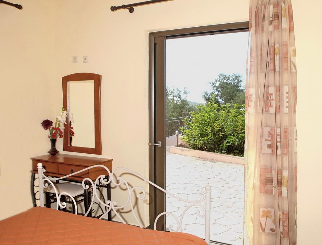 Provenzo And Meliti Villas Lurdáta Kültér fotó